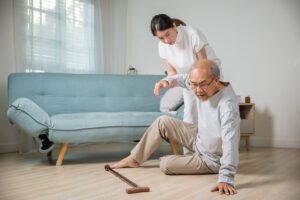 從發呆到跌倒，老年癲癇可能悄悄發作